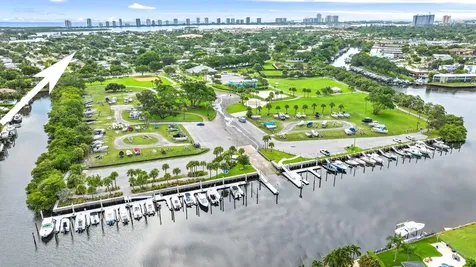517 Gulf Road North Palm Beach FL 33408