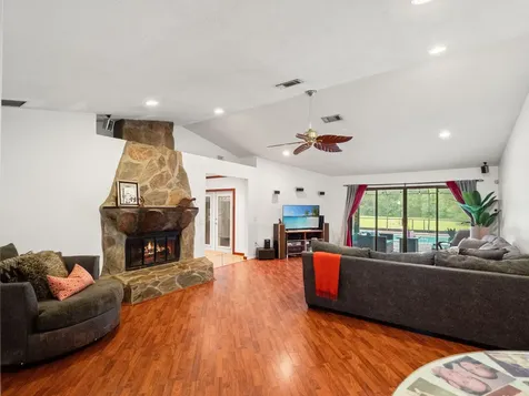 3501 Hill Stream Avenue Apopka FL 32712