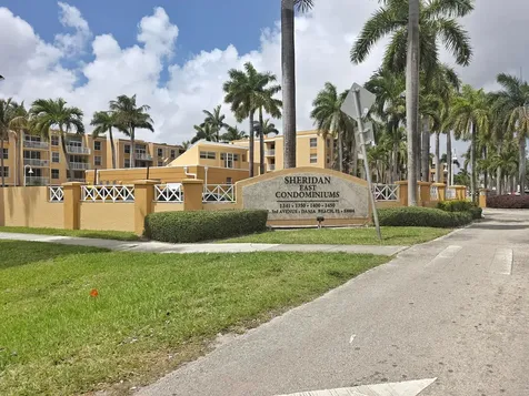 1341 SE 3rd Avenue Dania Beach FL 33004