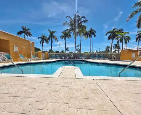 1341 SE 3rd Avenue Dania Beach FL 33004