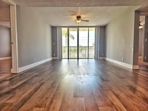 1341 SE 3rd Avenue Dania Beach FL 33004