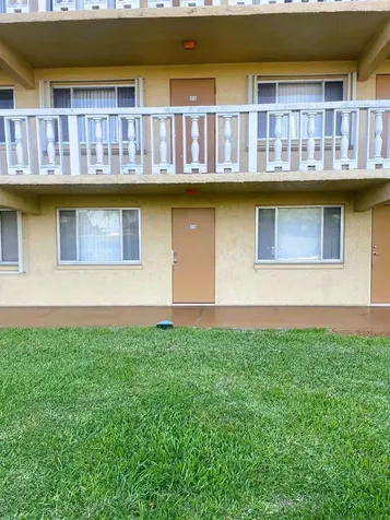 100 Village Green Circle E Palm Springs FL 33461