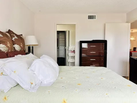 4725 E Lucerne Lakes Boulevard Boulevard E Lake Worth FL 33467