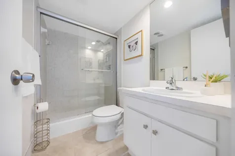 575 Oaks Lane Pompano Beach FL 33069