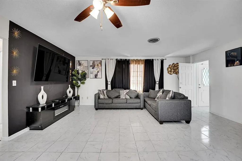 223 E Arbor Avenue Port St Lucie FL 34952