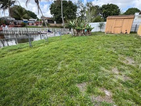 2180 NW 93rd Avenue Pembroke Pines FL 33024