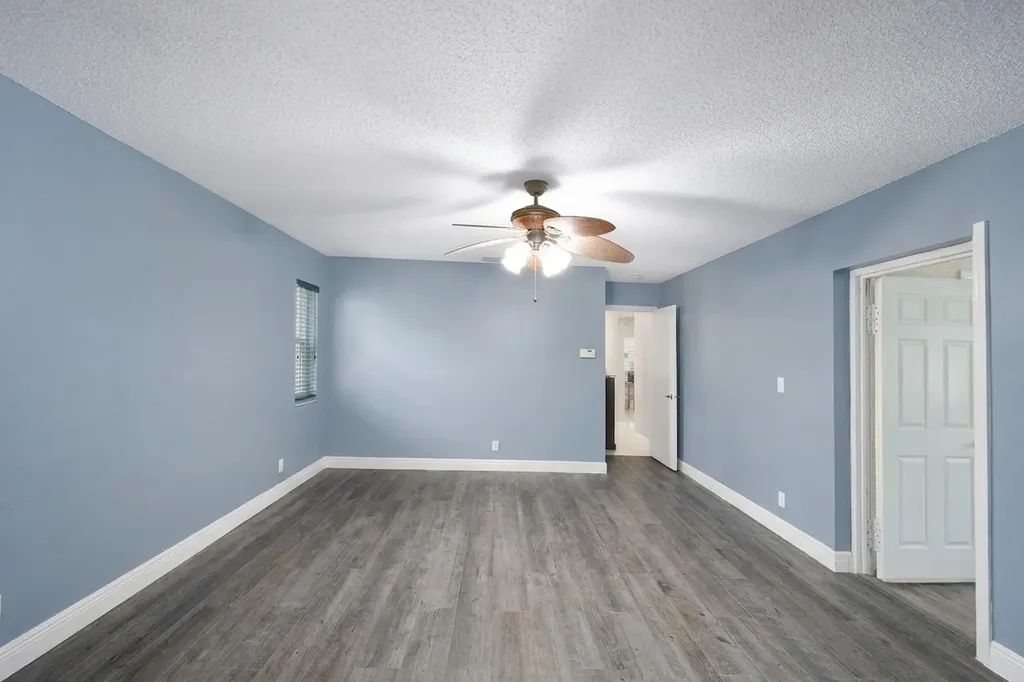 8645 NW 47th Drive Coral Springs FL 33067