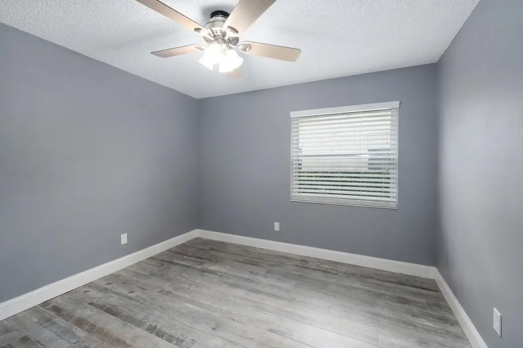 8645 NW 47th Drive Coral Springs FL 33067