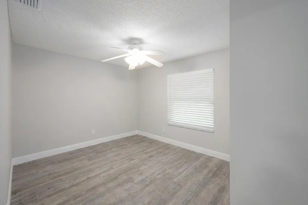 8645 NW 47th Drive Coral Springs FL 33067