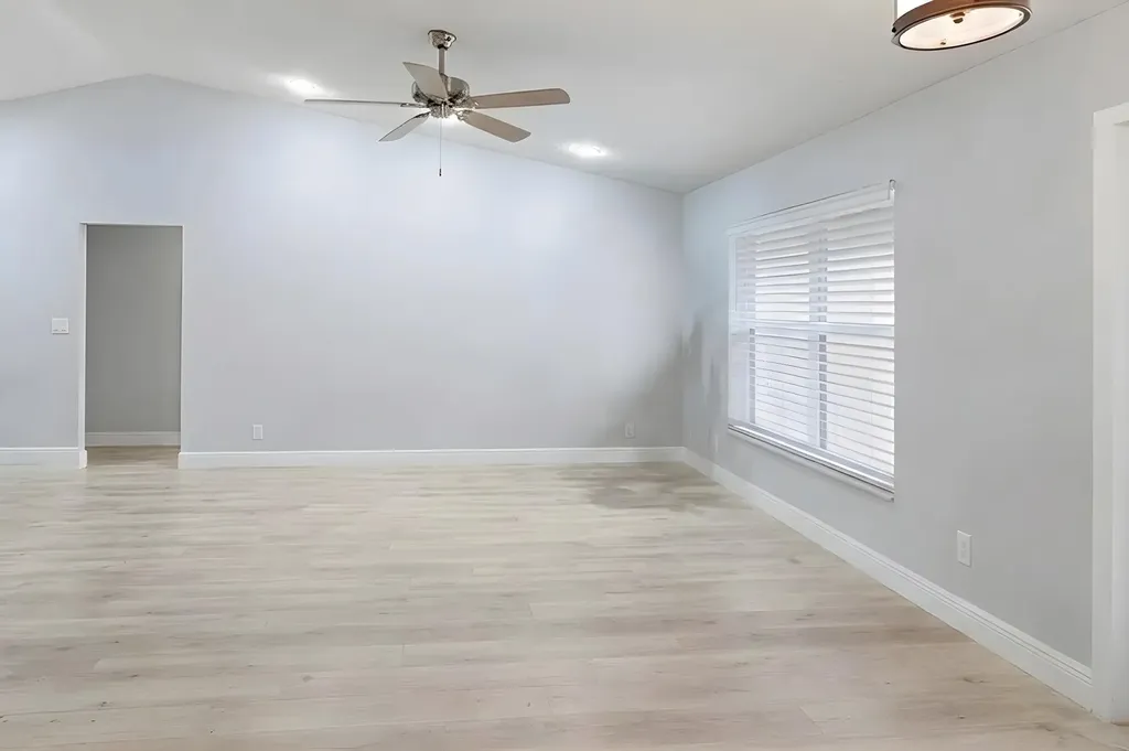 8645 NW 47th Drive Coral Springs FL 33067