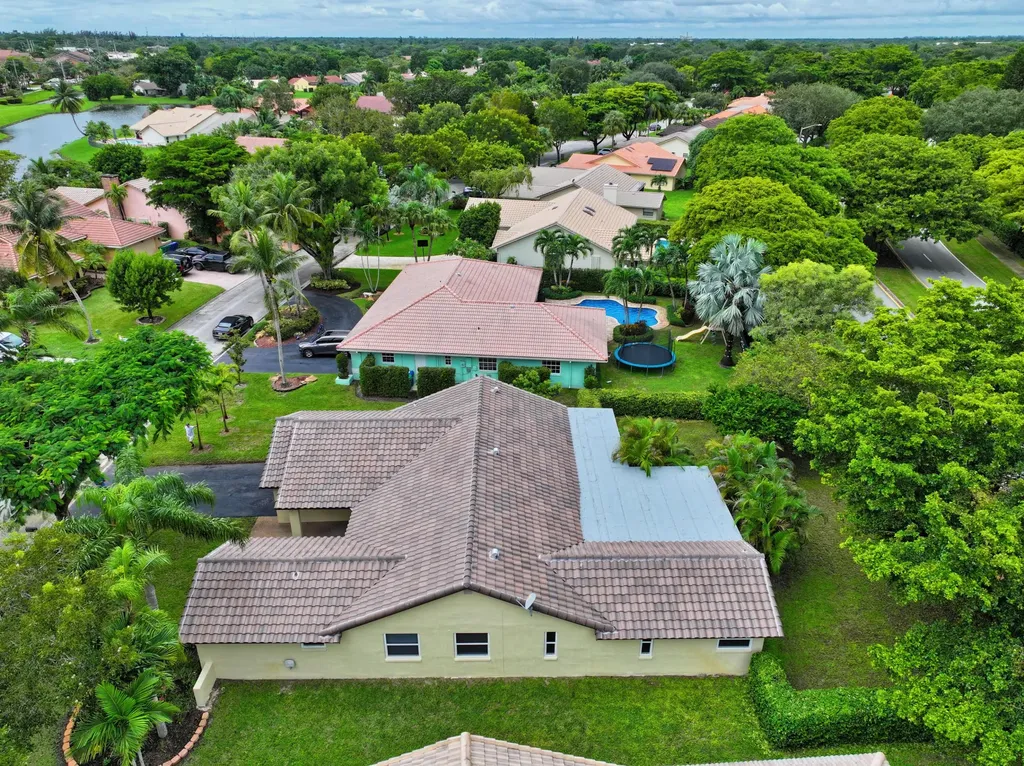 8645 NW 47th Drive Coral Springs FL 33067