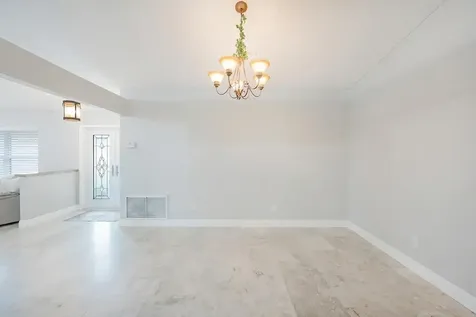 8645 NW 47th Drive Coral Springs FL 33067