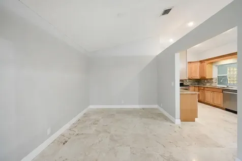 8645 NW 47th Drive Coral Springs FL 33067