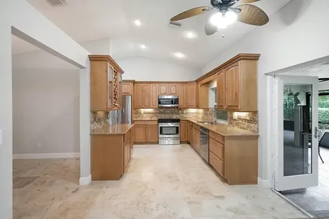 8645 NW 47th Drive Coral Springs FL 33067