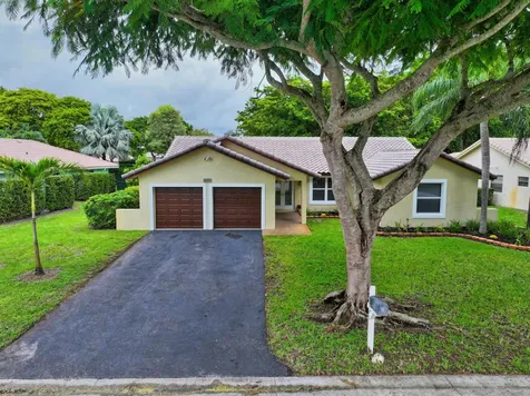 8645 NW 47th Drive Coral Springs FL 33067
