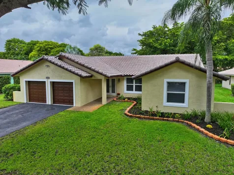 8645 NW 47th Drive Coral Springs FL 33067