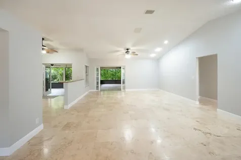 8645 NW 47th Drive Coral Springs FL 33067
