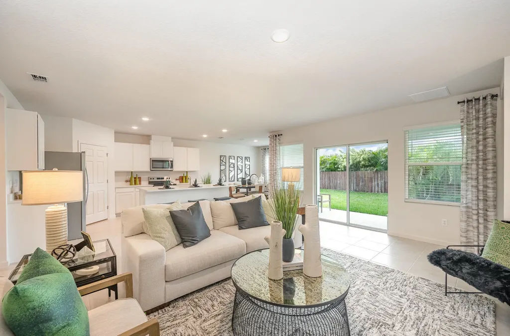 731 SE Celtic Avenue Port St Lucie FL 34983