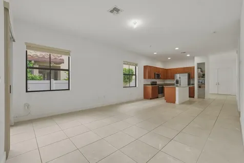 5105 NW 51st Terrace Tamarac FL 33319
