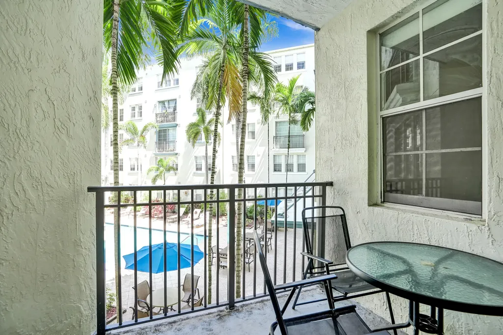 533 NE 3rd Avenue Fort Lauderdale FL 33301
