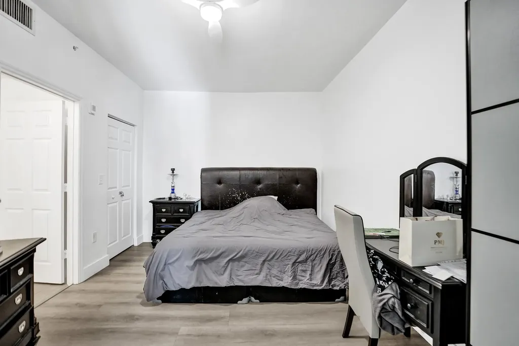533 NE 3rd Avenue Fort Lauderdale FL 33301