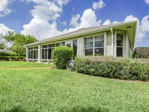 709 Brush Foot Drive Sebastian FL 32958