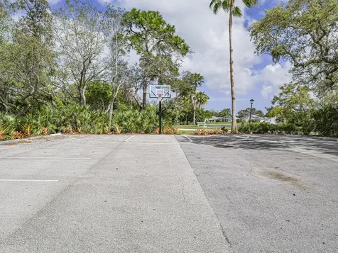 709 Brush Foot Drive Sebastian FL 32958
