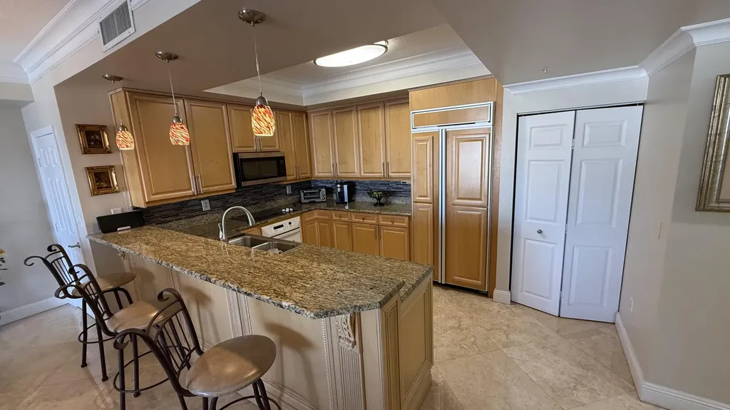 100 S Birch Road Fort Lauderdale FL 33316