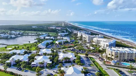 421 NE Plantation Stuart FL 34996