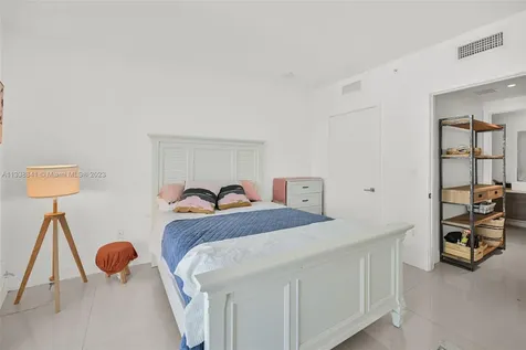 1010 SW 2nd Avenue Miami FL 33130