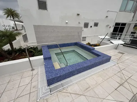 1010 SW 2nd Avenue Miami FL 33130
