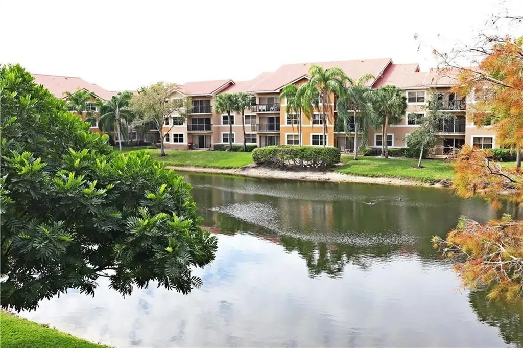 8891 Wiles Road Coral Springs FL 33067