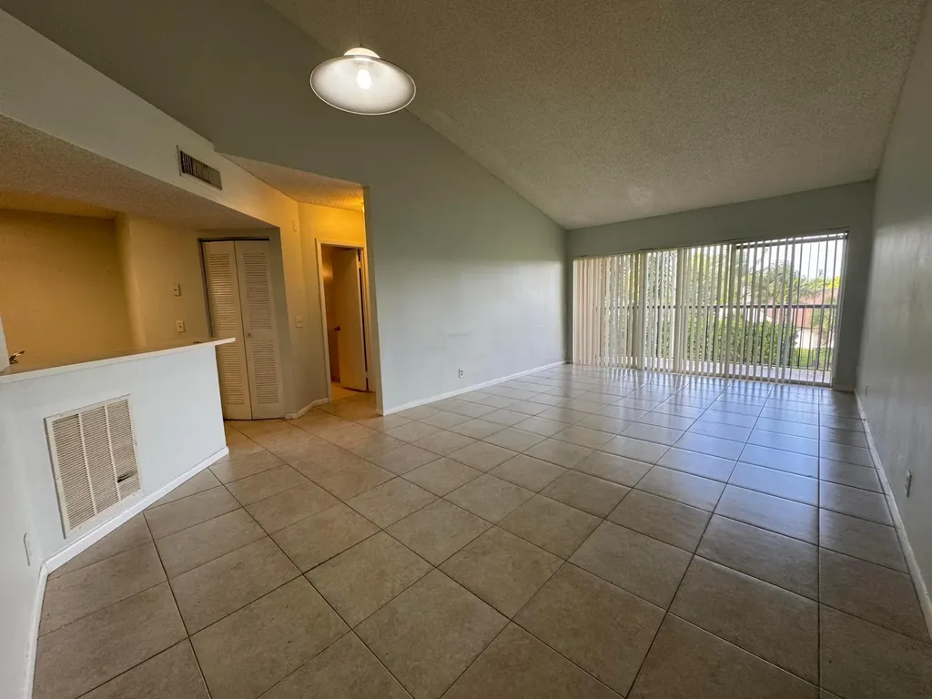 8891 Wiles Road Coral Springs FL 33067