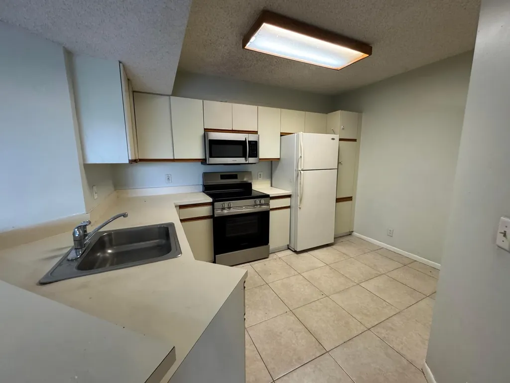 8891 Wiles Road Coral Springs FL 33067