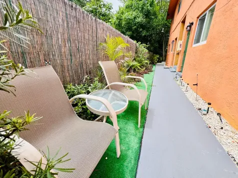 441 NW 7th Terrace Fort Lauderdale FL 33311