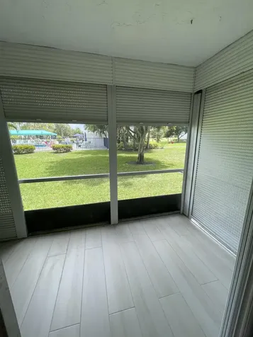 6698 10th Avenue N Greenacres FL 33467