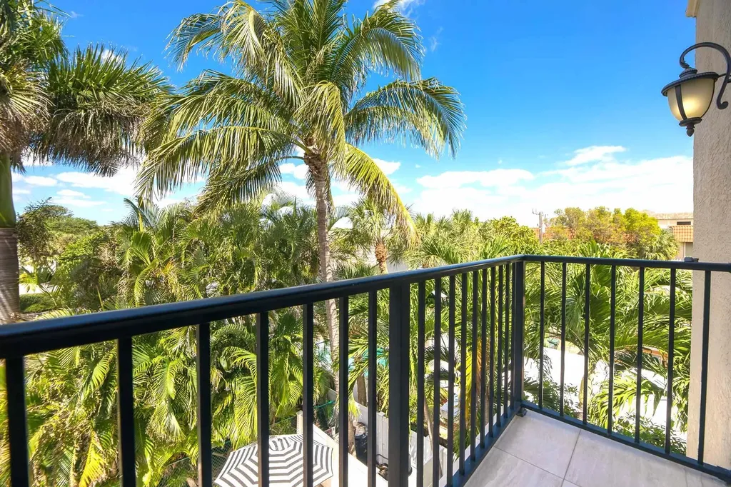 247 S Ocean Boulevard Boca Raton FL 33432
