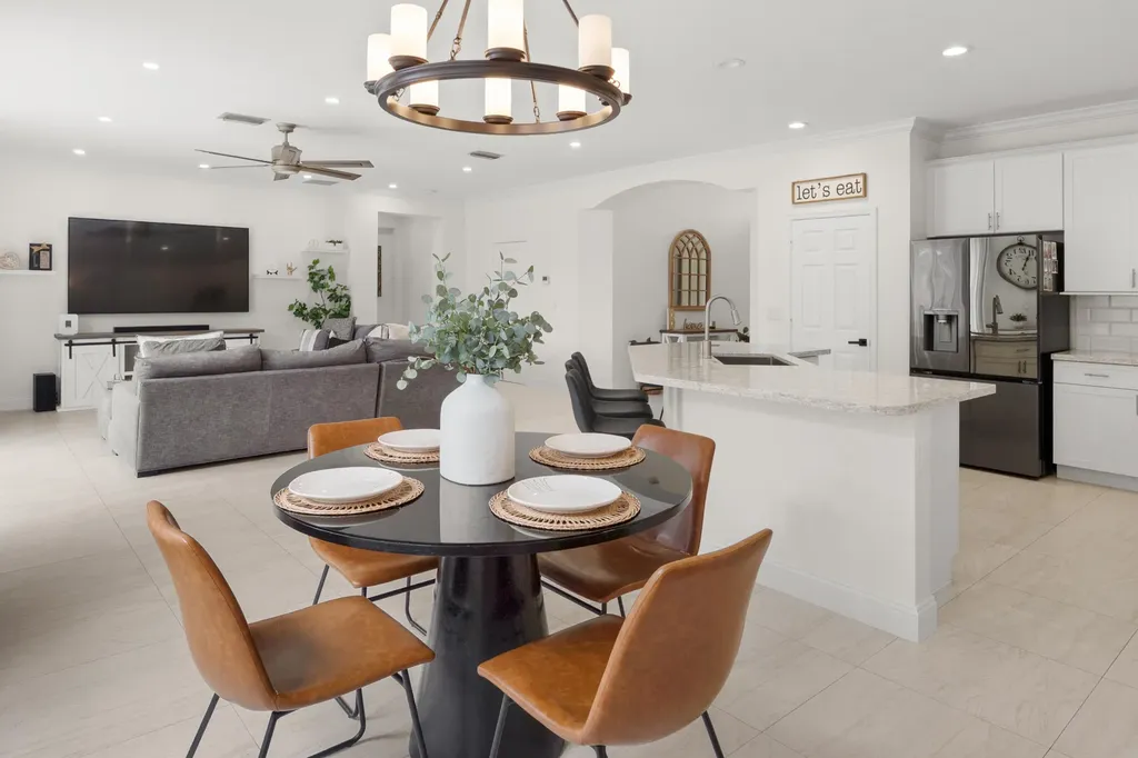 144 Bella Vista Way Royal Palm Beach FL 33411