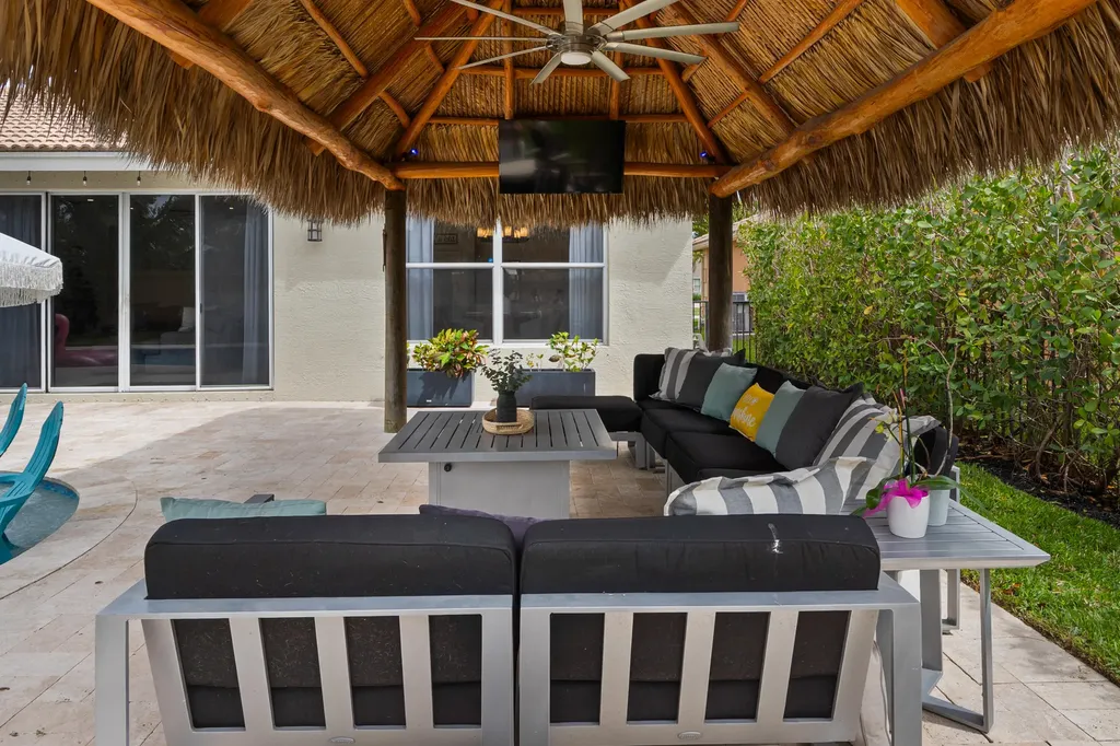 144 Bella Vista Way Royal Palm Beach FL 33411