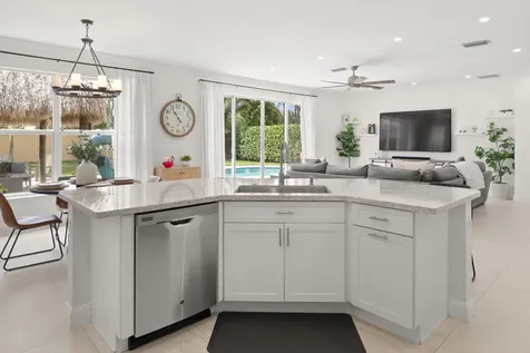 144 Bella Vista Way Royal Palm Beach FL 33411