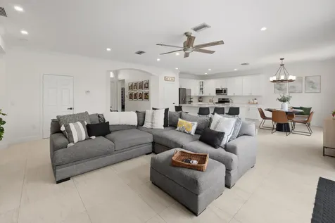 144 Bella Vista Way Royal Palm Beach FL 33411