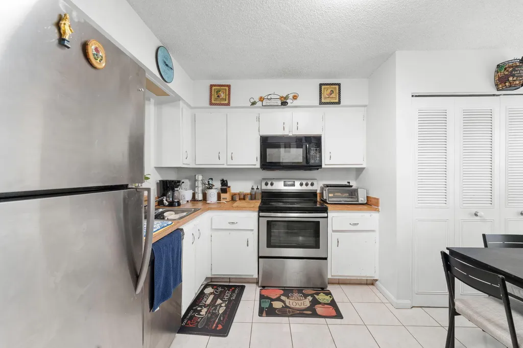 14527 Bonaire Boulevard Delray Beach FL 33446