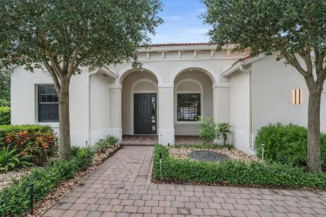 8137 Ferentino Pass Delray Beach FL 33446