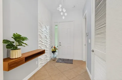 8137 Ferentino Pass Delray Beach FL 33446