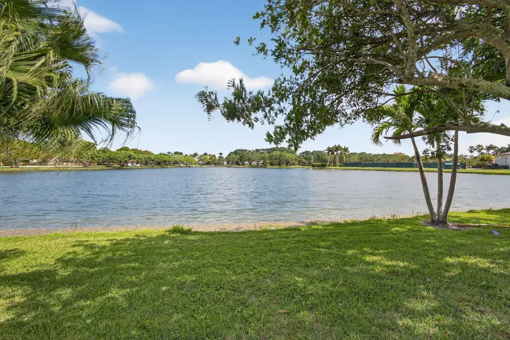 119 Club Drive Palm Beach Gardens FL 33418