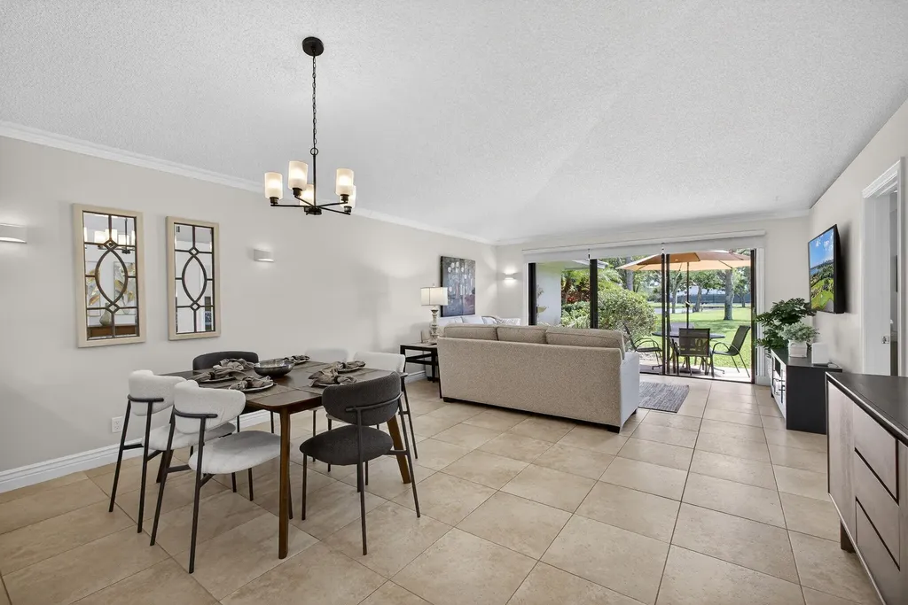 119 Club Drive Palm Beach Gardens FL 33418