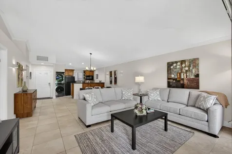 119 Club Drive Palm Beach Gardens FL 33418
