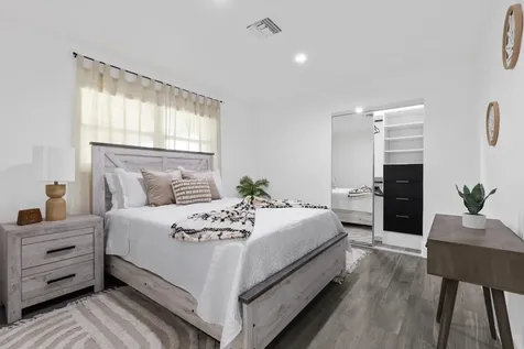 1456 Cross Way West Palm Beach FL 33401