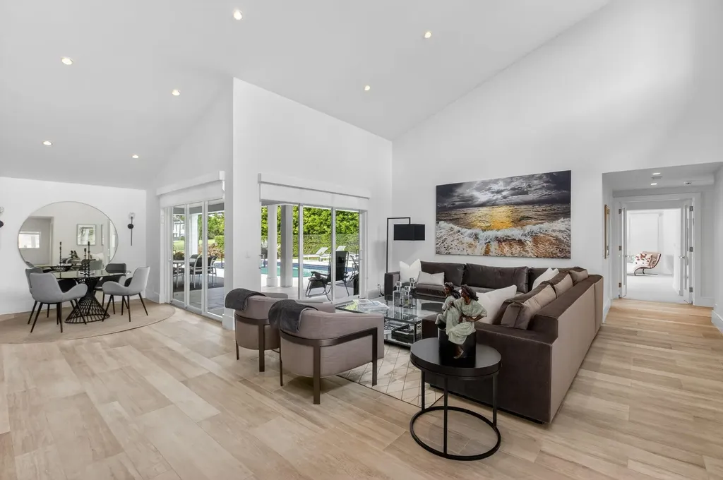 17646 Scarsdale Way Boca Raton FL 33496