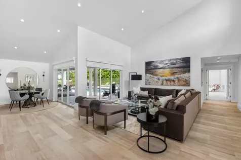 17646 Scarsdale Way Boca Raton FL 33496